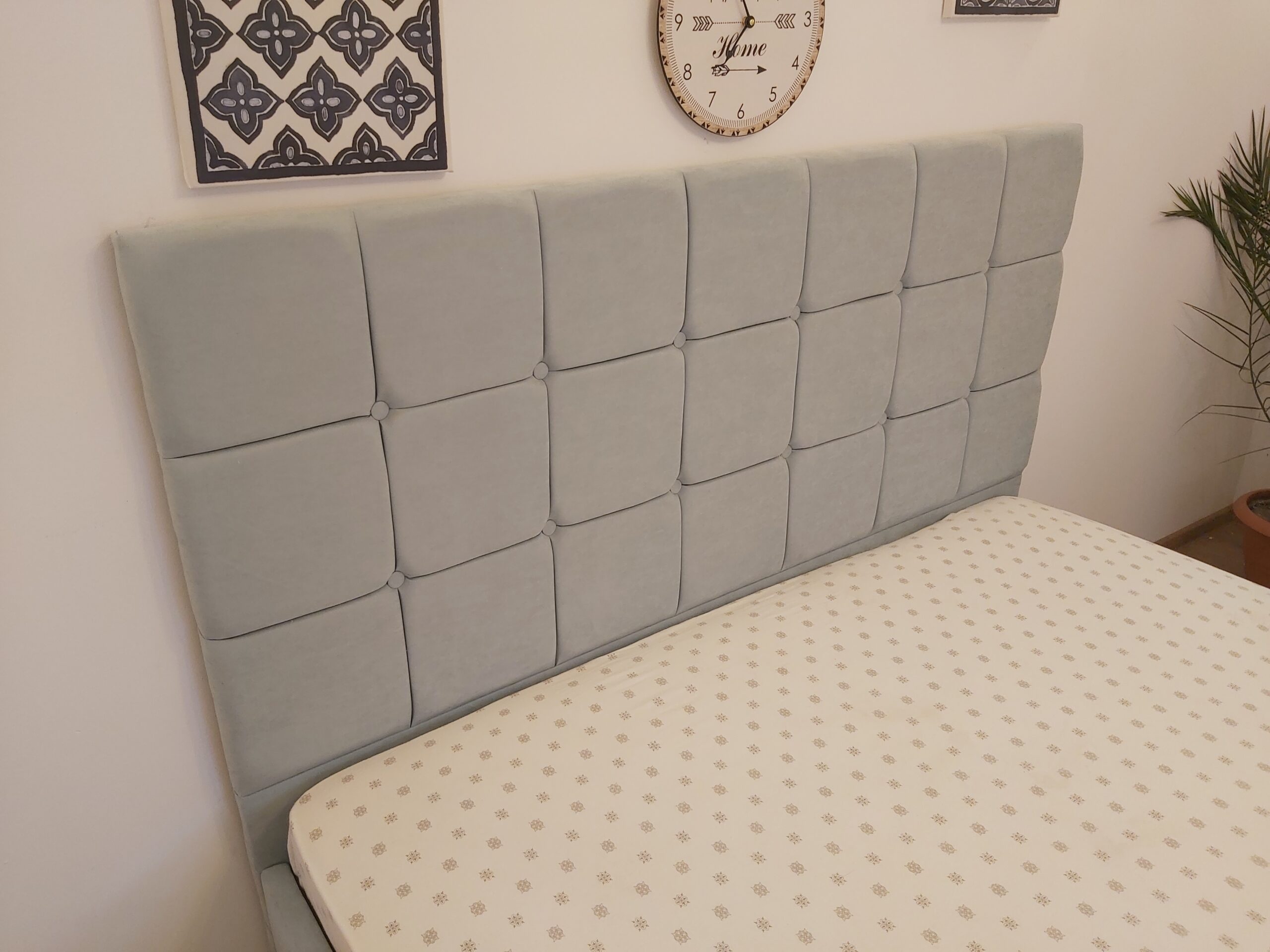 20211013_134203-scaled-1.jpg Dormitor Regal Alb cu Pat Tapitat Vernil 160 cu Oglinda - imagine 3