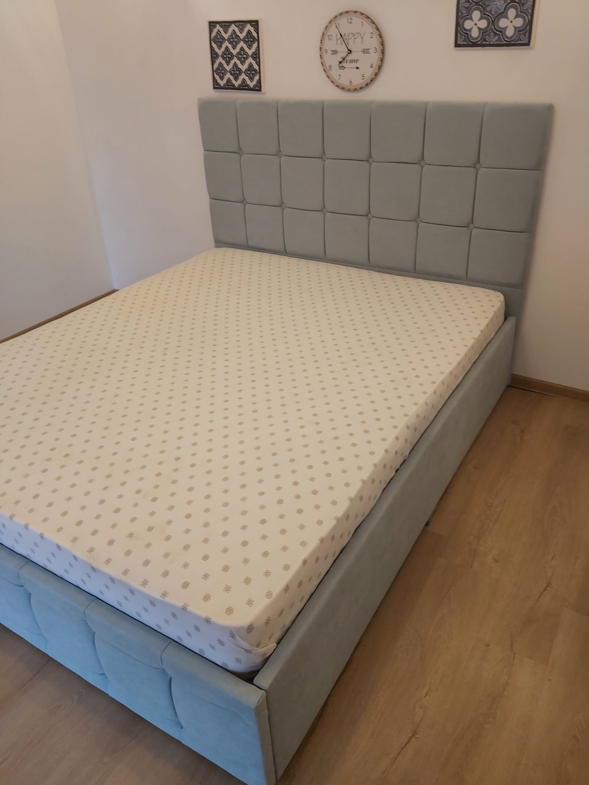 20211013_134224-scaled-1.jpg Dormitor Regal Alb cu Pat Tapitat Vernil 160 cu Oglinda - imagine 2