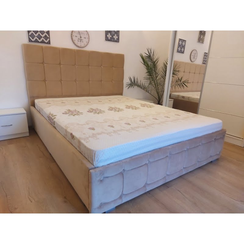 set-dormitor-regal-cu-pat-tapitat-bej-160-cm-x-200-cm-2-1.jpg Set Dormitor Regal cu Pat Tapitat Bej din stofa Dulap Gabriel 2 usi glisante cu oglinda - imagine 4